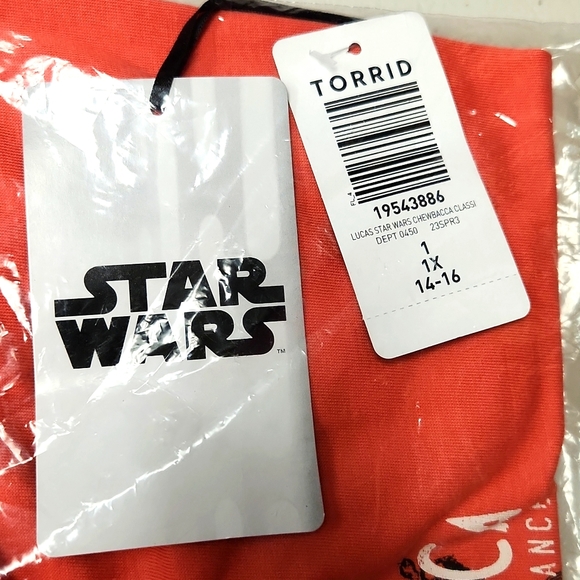 ❤️NWT VINTAGE TORRID TEE - STAR WARS CHEWBACCA TOP - CLIP NECK SHIRT PLUS SIZE - Picture 5 of 15